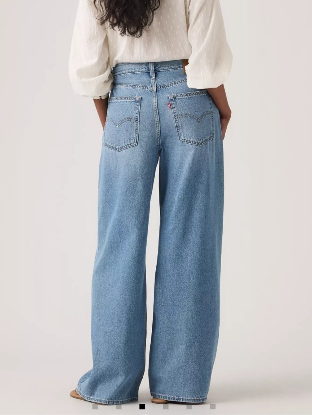Levis Women's XL Baggy  Straight Leg Light Blue Jeans Size 32 - Picture 7 of 13